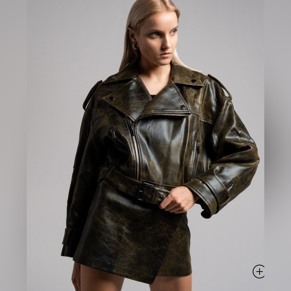 THE ANDAMANE
NOVA GREEN JACKET size 40